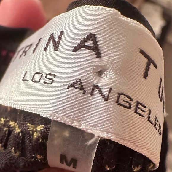 Trina Turk Los Angeles Silk Bohemian Top Size Medium - Picture 5 of 5